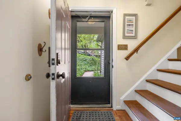 1621 SHADY GROVE CT, Charlottesville, VA 22902