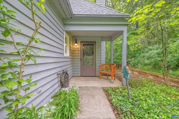 1621 SHADY GROVE CT, Charlottesville, VA 22902