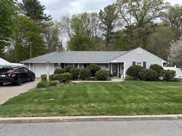 52 Jane Rd, Methuen, MA 01844-3914
