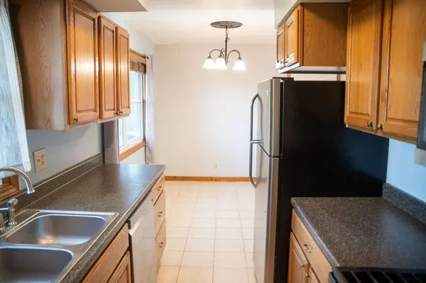 105 Greenwood DR, La Porte, IN 46350