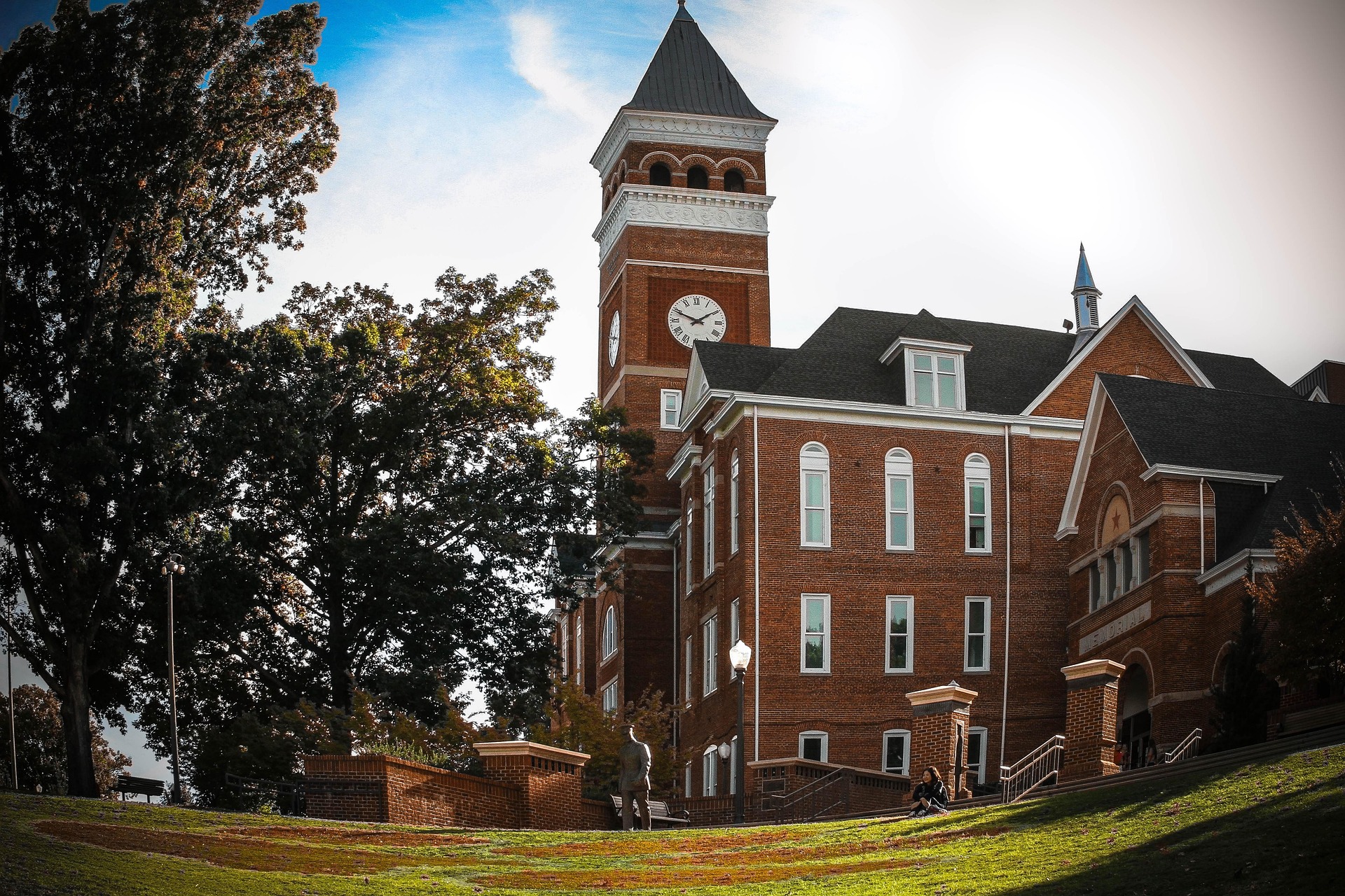 bdabney-tillman-hall-5316095_1920