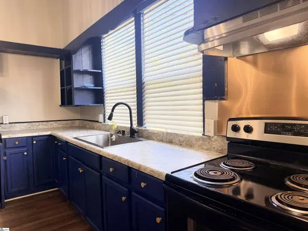 901 Goddard Avenue, Seneca, SC 29678