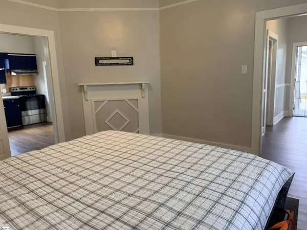 901 Goddard Avenue, Seneca, SC 29678
