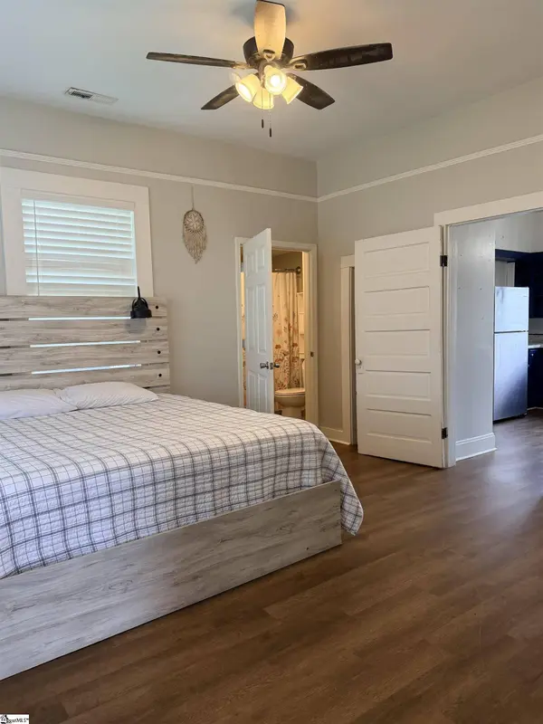 901 Goddard Avenue, Seneca, SC 29678