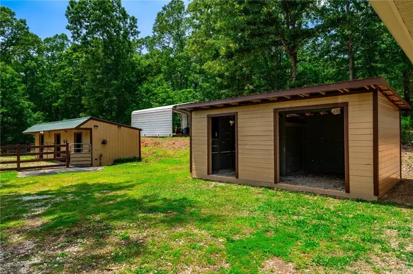 250 Hidden Springs Farm DR, West Union, SC 29696