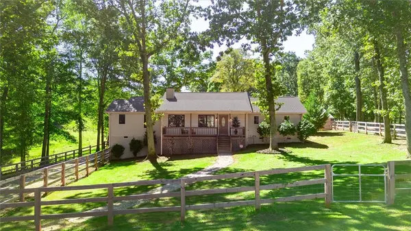 250 Hidden Springs Farm DR