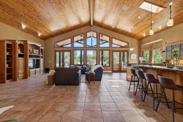 7021 Horseshoe Bar RD, Loomis, CA 95650