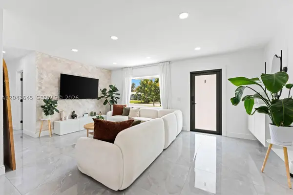 1120 SW 7th Ave, Deerfield Beach, FL 33441