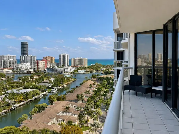 3640 Yacht Club Dr #1903, Aventura, FL 33180