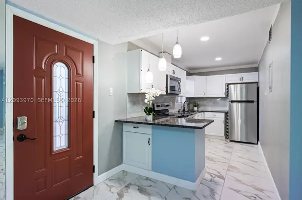 236 Lake Dora Dr #236, West Palm Beach, FL 33411