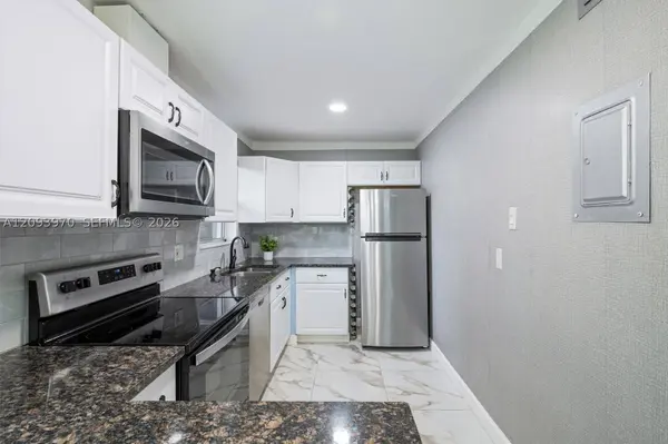 236 Lake Dora Dr #236, West Palm Beach, FL 33411