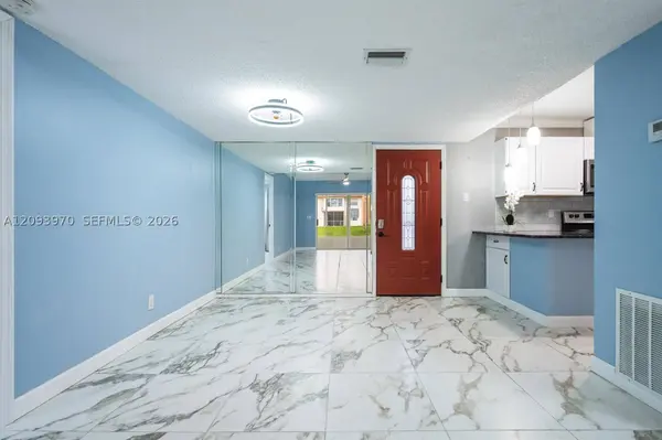 236 Lake Dora Dr #236, West Palm Beach, FL 33411