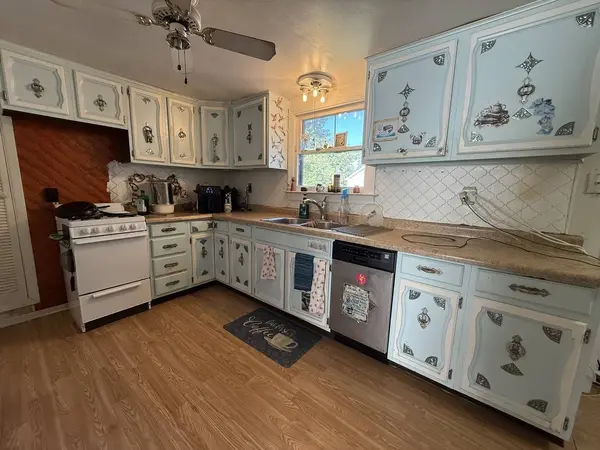 421 North AVE, Lockport, IL 60441