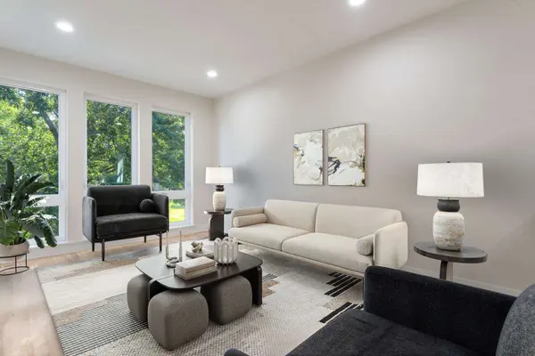 6410 S Vernon AVE #1, Chicago, IL 60637