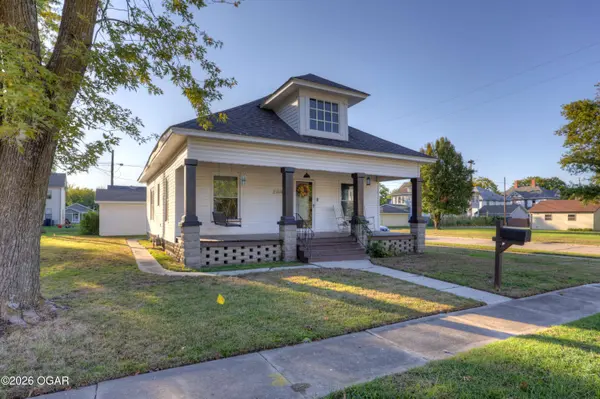 204 S Liberty Street, Webb City, MO 64870