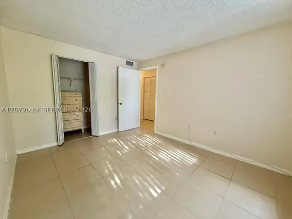 1720 NW N River Dr #413, Miami, FL 33125
