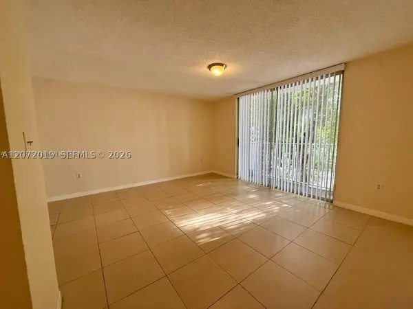 1720 NW N River Dr #413, Miami, FL 33125