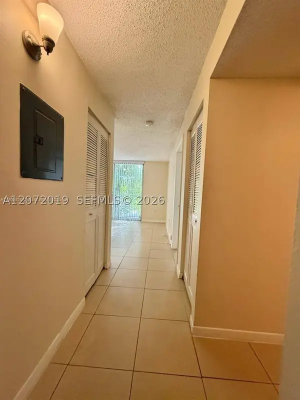 1720 NW N River Dr #413, Miami, FL 33125