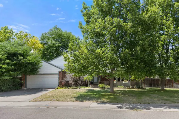 6209 S Lee St, Littleton, CO 80127-2560