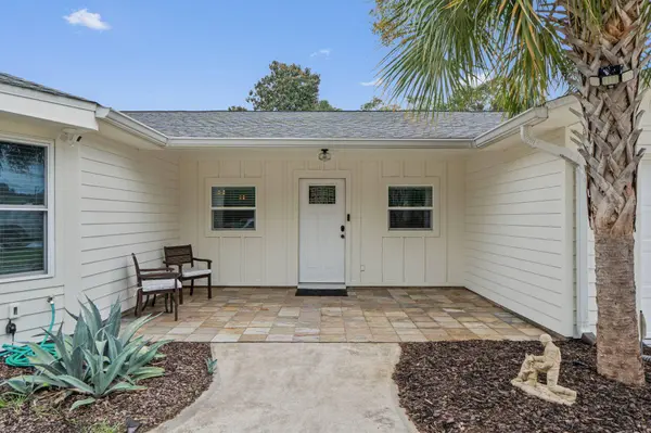 805 N Lakeside DR, Destin, FL 32541