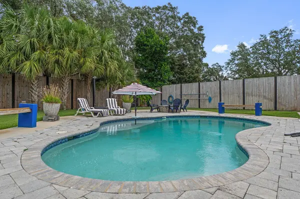 805 N Lakeside DR, Destin, FL 32541