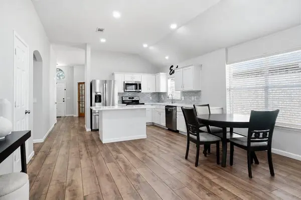 8713 Wagon Trail, Cross Roads, TX 76227