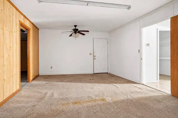 121 W Grand Street, Whitewright, TX 75491