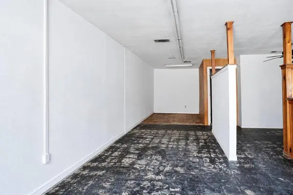 121 W Grand Street, Whitewright, TX 75491