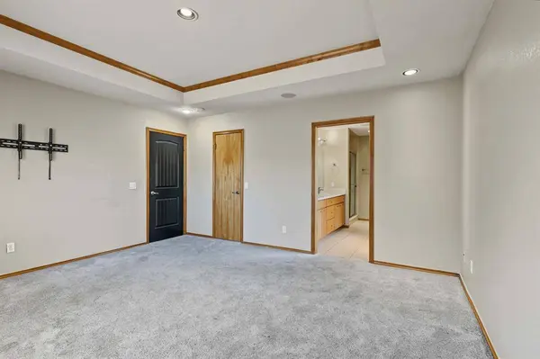906 Renita ST, Moore, OK 73160