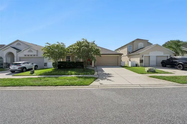 324 RED KITE DR, Groveland, FL 34736