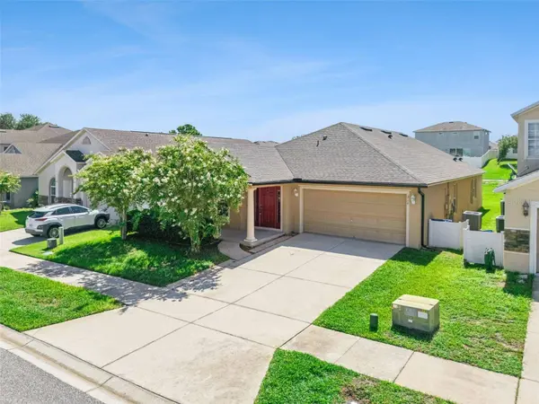324 RED KITE DR, Groveland, FL 34736