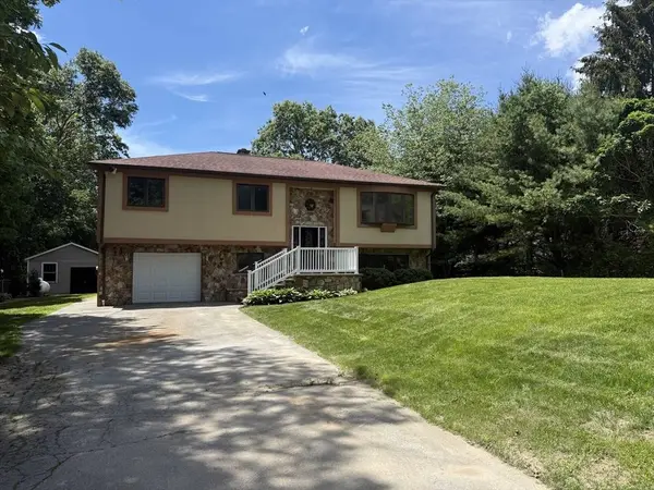 1174 Old Fall River Rd