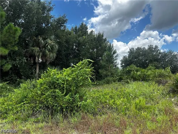 3313 27th ST SW, Lehigh Acres, FL 33976