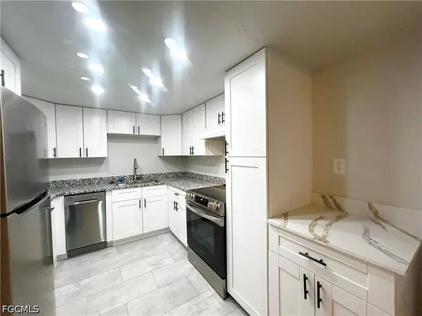 4906 Victoria DR #103, Cape Coral, FL 33904