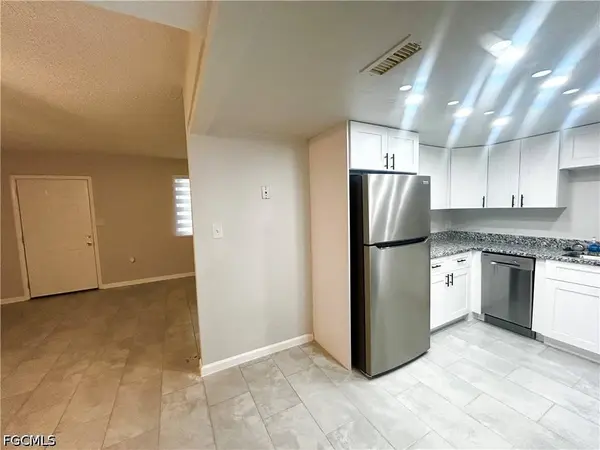 4906 Victoria DR #103, Cape Coral, FL 33904