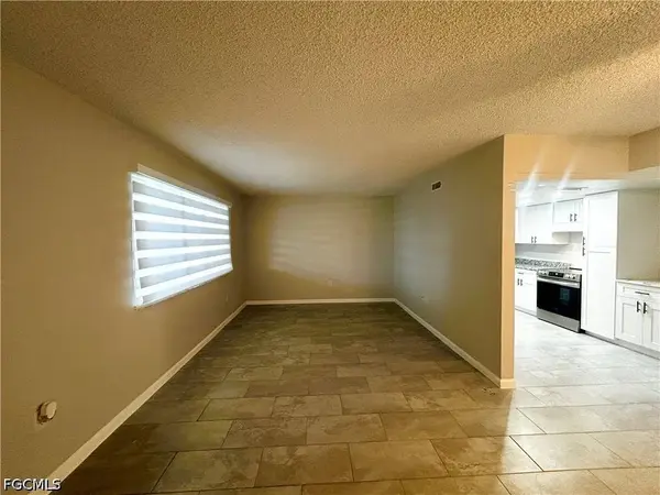 4906 Victoria DR #103, Cape Coral, FL 33904