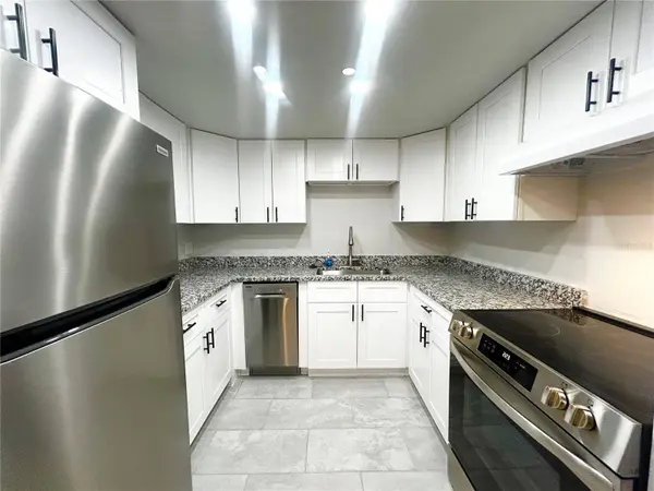 4906 VICTORIA DR #103, Cape Coral, FL 33904