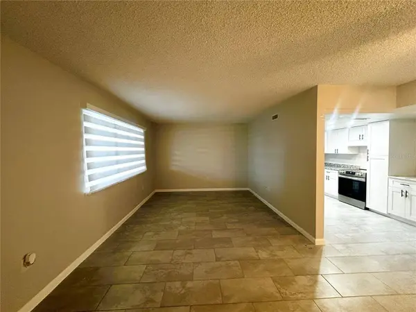 4906 VICTORIA DR #103, Cape Coral, FL 33904