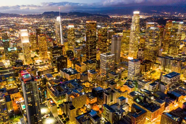feature image of A First-Time Homebuyer’s Guide to LA County: Step-by-Step with the Greenline Program