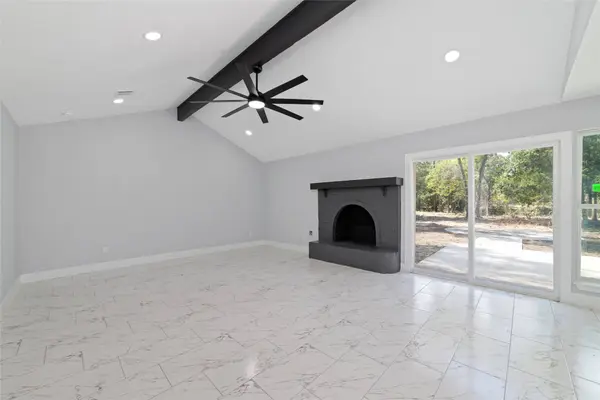 811 Timber Cove DR, Seabrook, TX 77586