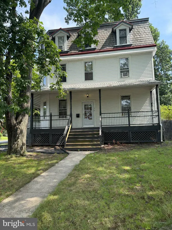 900 ANDREWS AVE