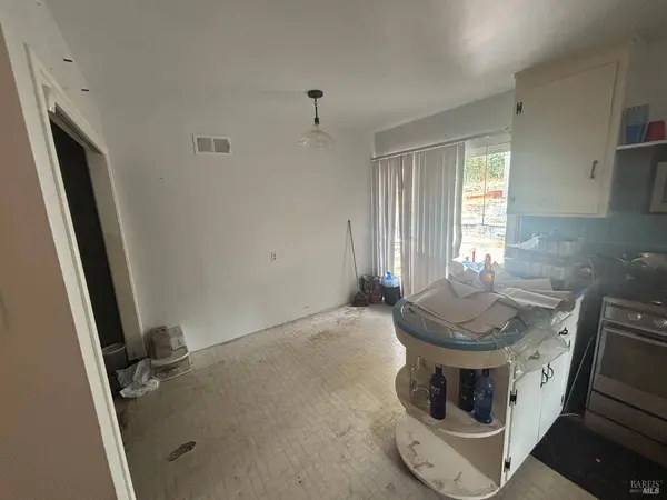 1064 Manor RD, El Sobrante, CA 94803