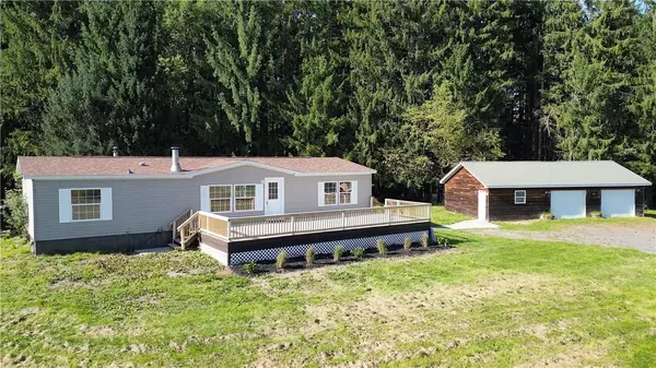 117 Ouleout RD, New Berlin, NY 13411
