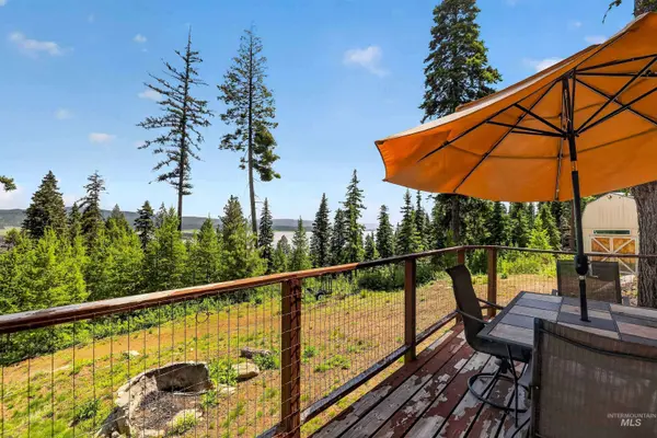 123 Arling Trail, Donnelly, ID 83615