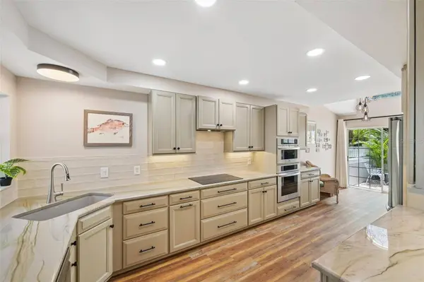 404 CARDIFF RD #17, Venice, FL 34293