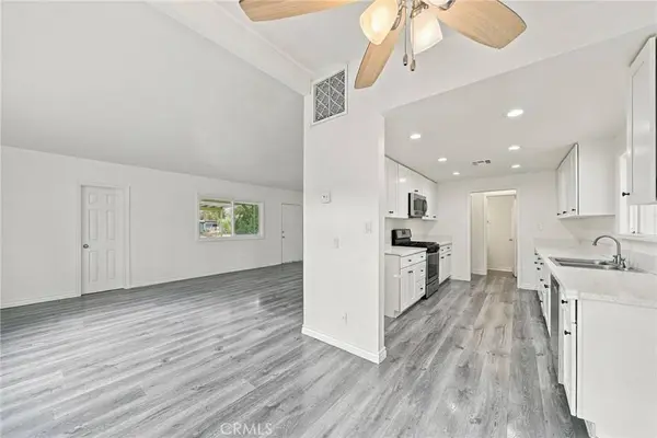 18707 Lull, Reseda, CA 91335