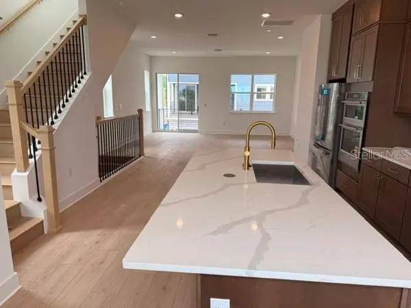 9297 LUMINARY BLVD, Orlando, FL 32827