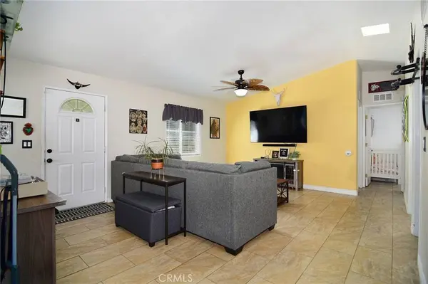 11401 Topanga Canyon #38, Chatsworth, CA 91311