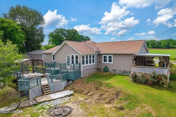 157 Fruitland Eldad RD, Trenton, TN 38382