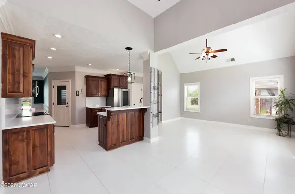 181 Flagstone DR, Jackson, TN 38305